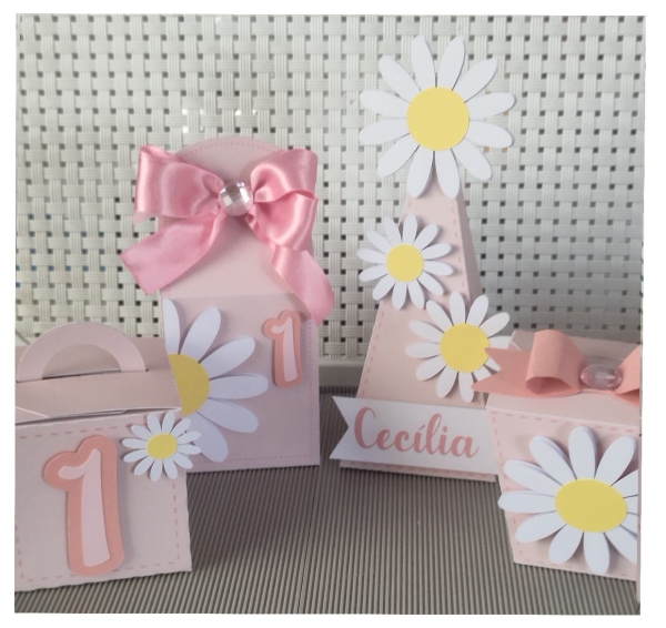 Kit 20 personalizados Margarida