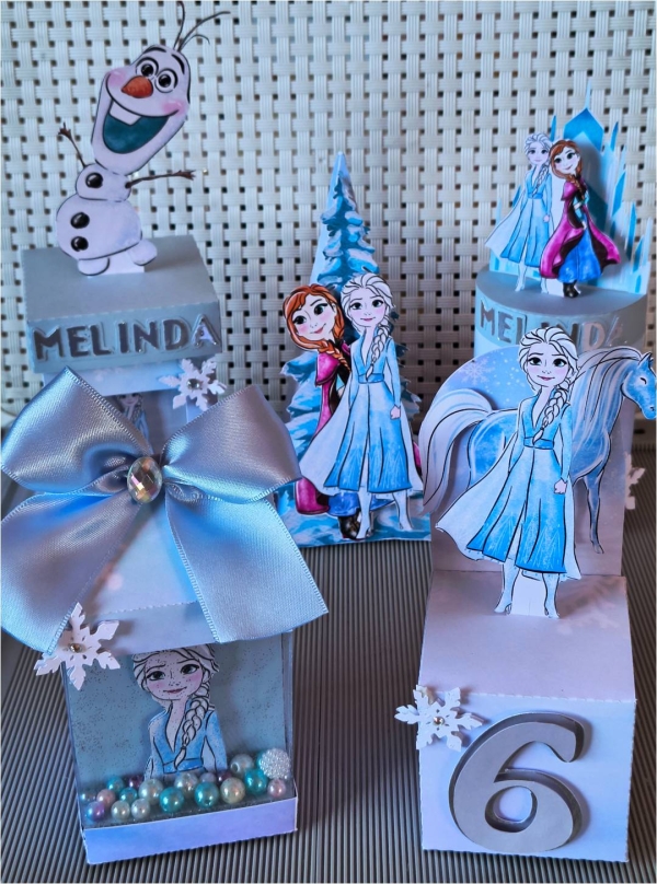 Kit 30 Personalizados Frozen Aquarela