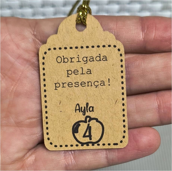 Kit tag personalizada com frases ou logo